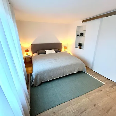 Maison Verdeau Ferien Am Murtensee 度假居